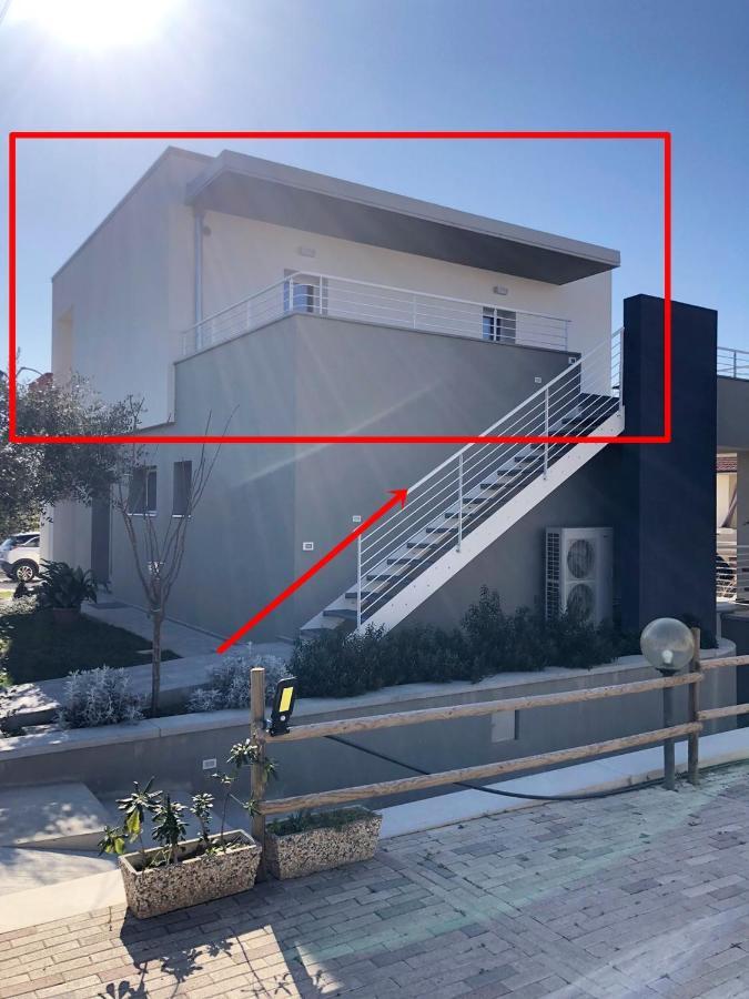 Casa Ginevra A Cecina By Zoom In Earth Lägenhet Exteriör bild